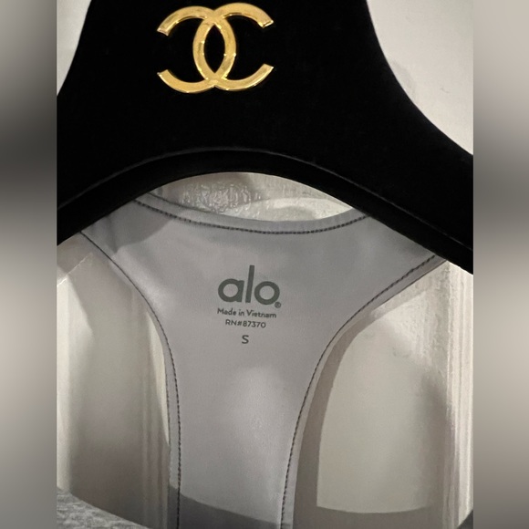 ALO Yoga Alosoft Serenity Bra in light Grey size Small excellent condition - Picture 6 of 8